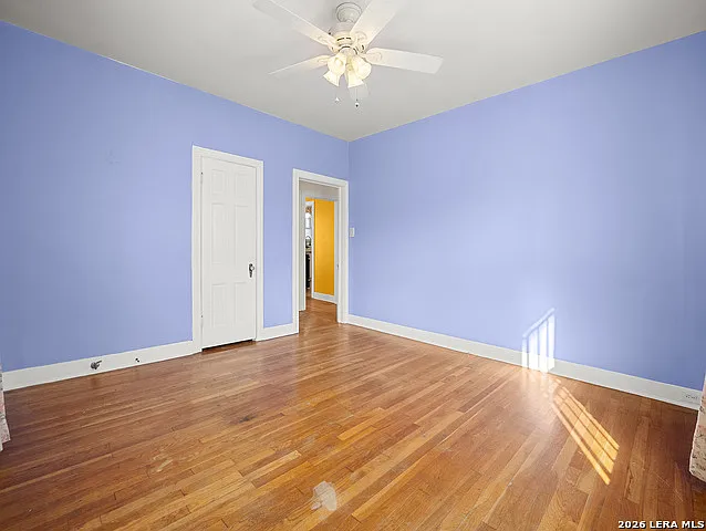 1627 Schley Ave — Photo 20