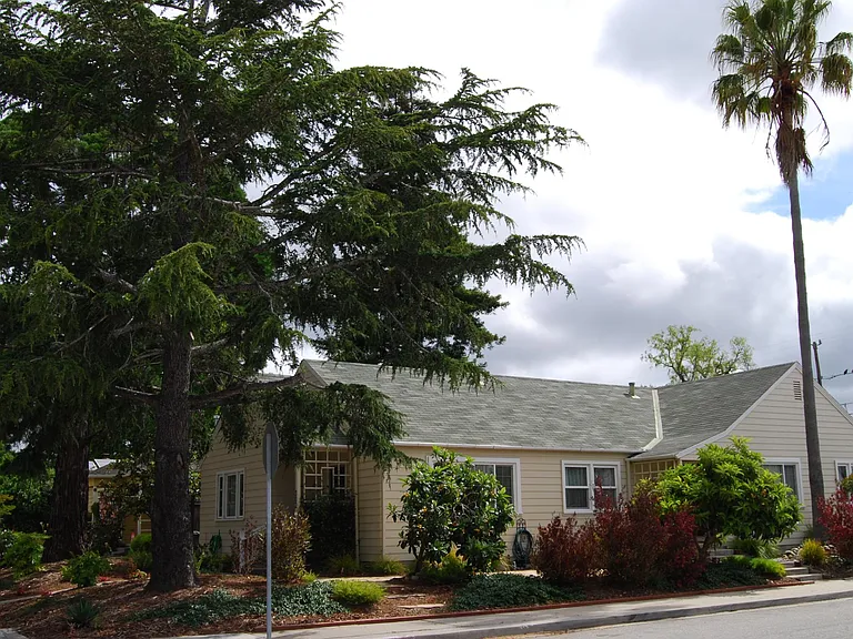 302 Morrissey Blvd — Photo 2