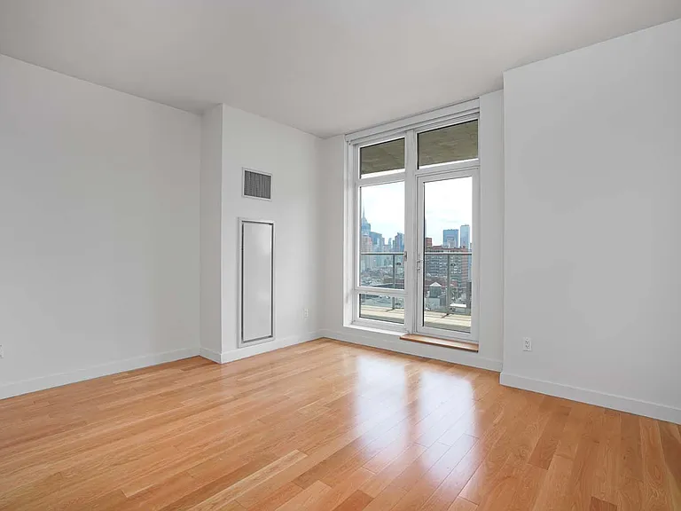 555 W 59th St #24C — Photo 13