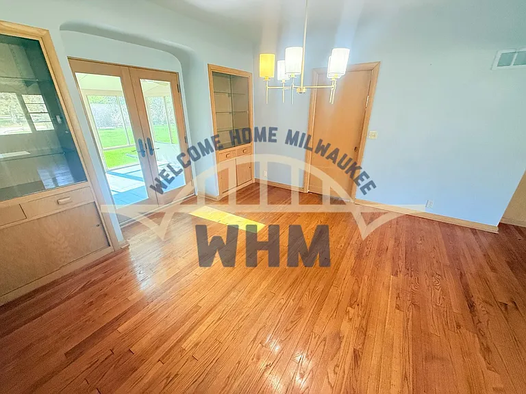 8575 N Hawthorne Rd — Photo 5