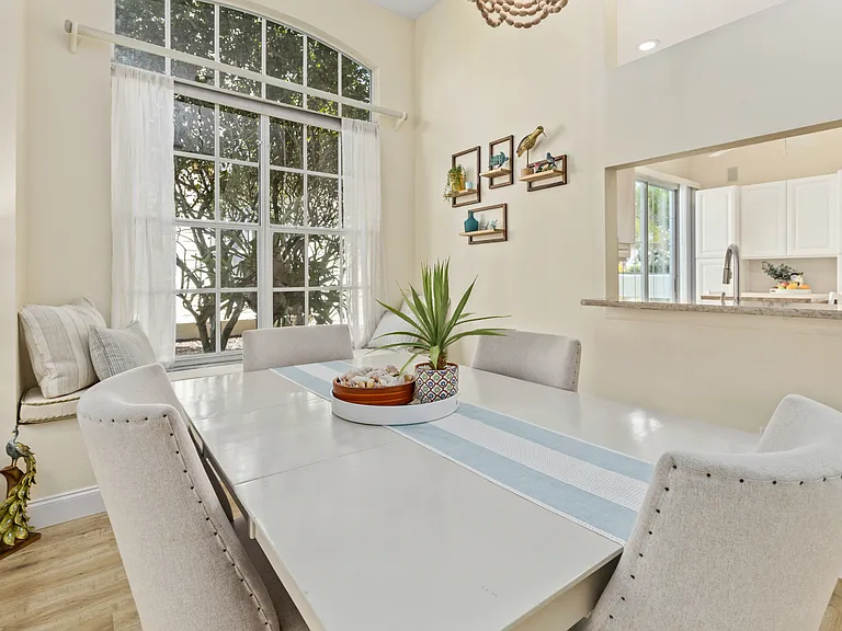 6309 Walton Heath Pl — Photo 10