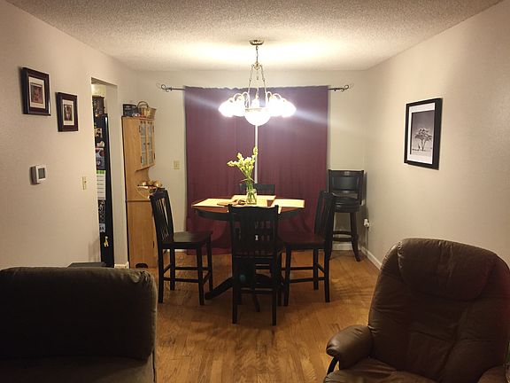 3rd image of 3250 Westminster Dr SE