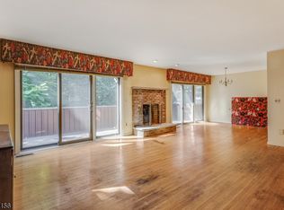 6 Highpoint #6, Cedar Grove, NJ 07009