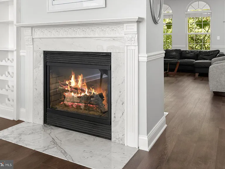 7207 Phelps Hill Ct — Photo 13