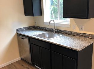 18675 SW Boones Ferry Rd APT 4, Tualatin, OR 97062