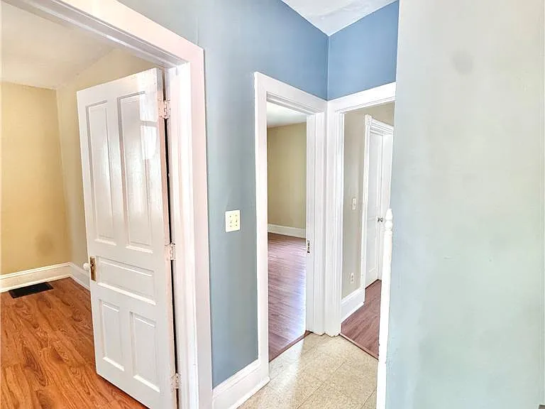 229 E Union Blvd #1 — Photo 4