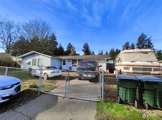 10422 13th Avenue Ct S, Tacoma, WA