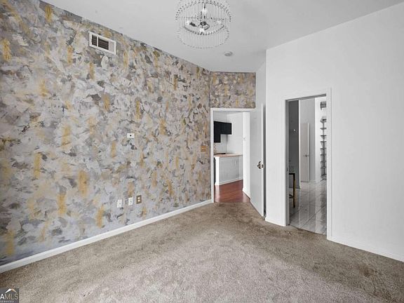 4th image of 5300 Peachtree Rd Unit 2310