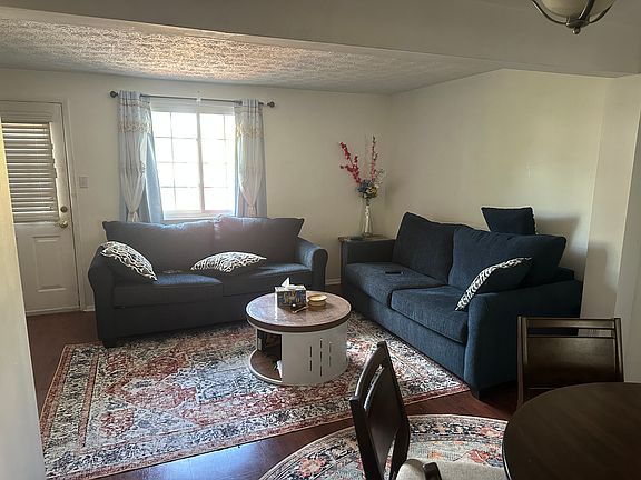 5th image of 1422 Farmcrest Way #2