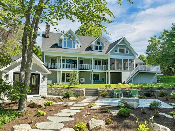 23 Crystal Shore Road, Wolfeboro, NH 03894
