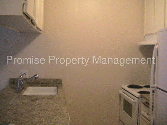 5th image of 615 Vine St Unit 24