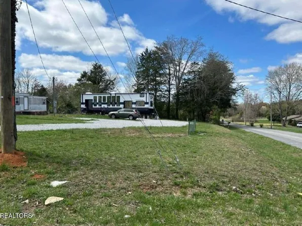 108 County Road 621, Etowah, TN 37331