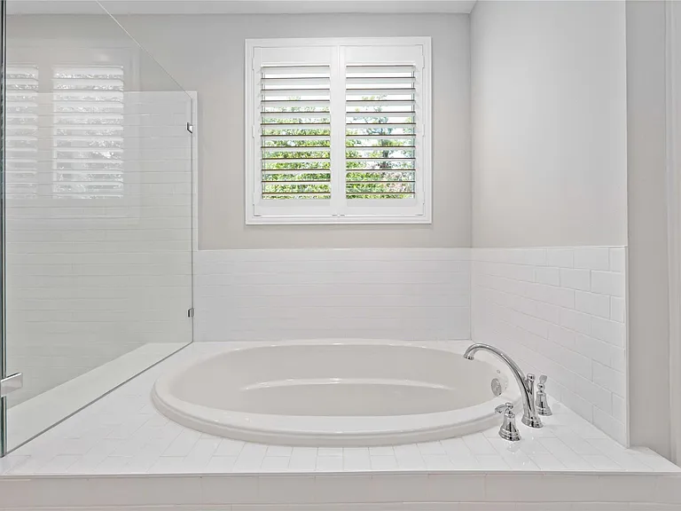 1324 W Pierce St — Photo 18