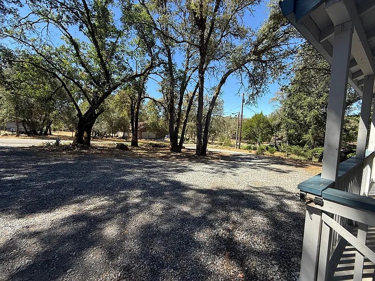 4161 Helen Ln — Photo 26