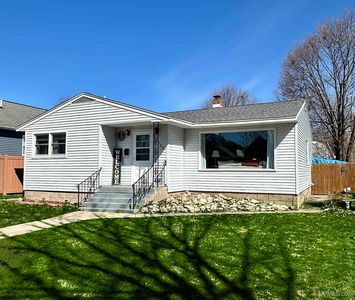 1020 9th Ave S, Escanaba, MI, 49829