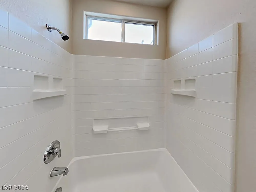 2 bed, 2.0 bath, 1304 sqft, $1,000 — Photo 4