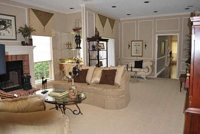 3rd image of 9122 Cumberland Dr