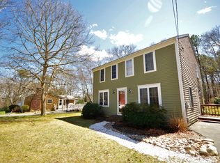 12 Hunters Ridge Rd, Sagamore Beach, MA 02562