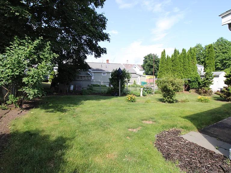 97A Eastern Ave #A — Photo 10