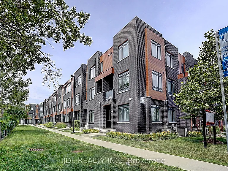 370 Red Maple Rd #D-119 — Photo 1