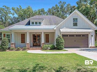 212 Simon St, Fairhope, AL 36532