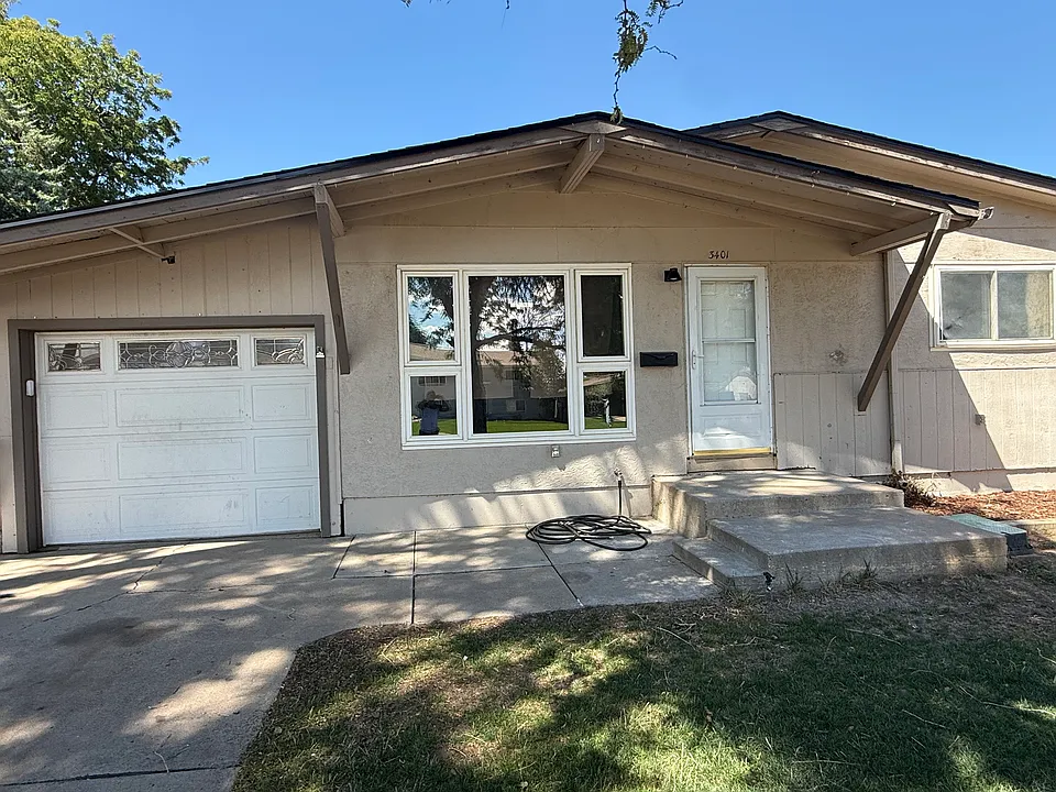 3401 Devonshire Ln