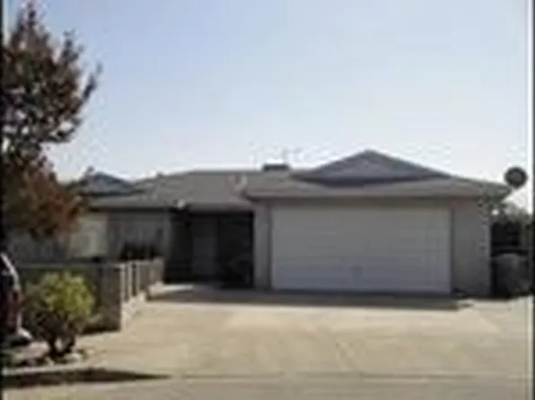 2589 S Sierra Vista Ave, Fresno, CA 93725