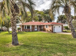 33942 Picciola Dr, Fruitland Park, FL 34731