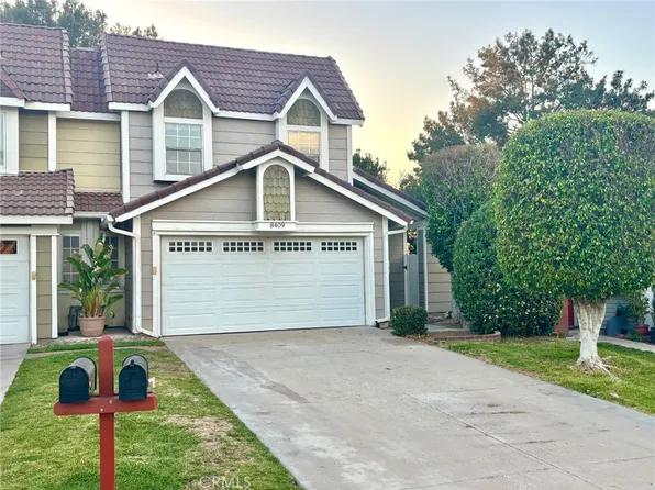 8409 E Amberwood St, Anaheim, CA 92808