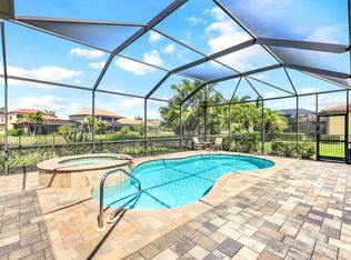 1585 Mockingbird Dr, Naples, FL 34120
