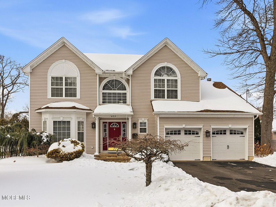 1st image of 453 Harnell Avenue