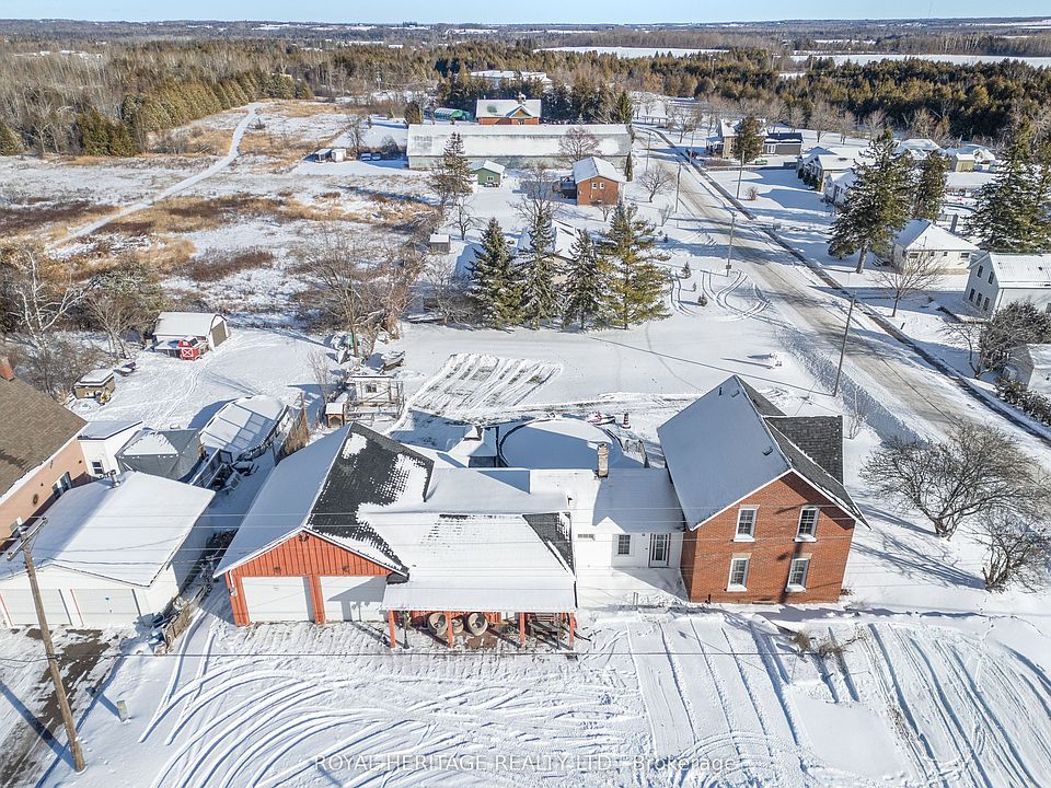 1st image of 1984 Sturgeon Rd