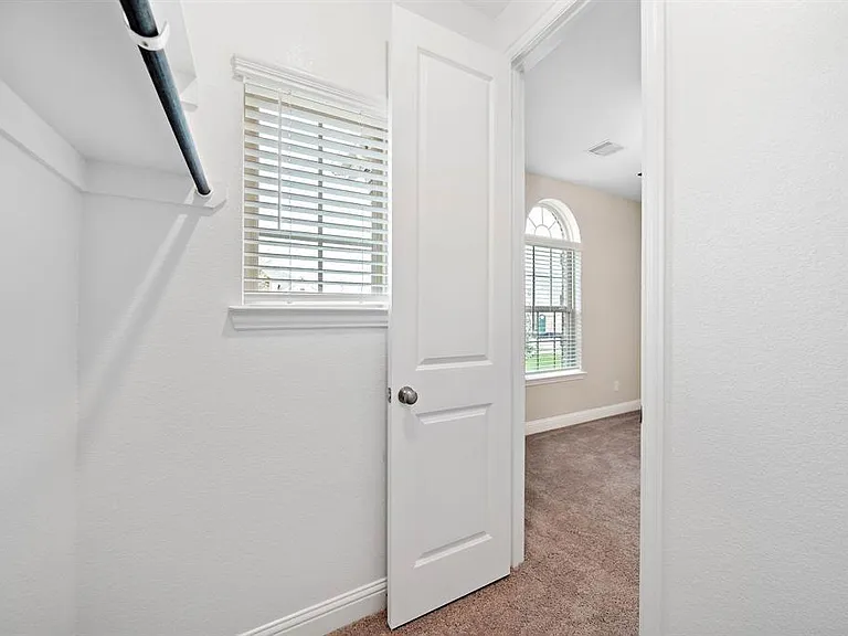 2403 Madera Landing Ln — Photo 30