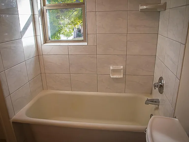719 W Cannon St — Photo 13