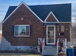 420 Ruthland Dr, Saint Louis, MO 63125