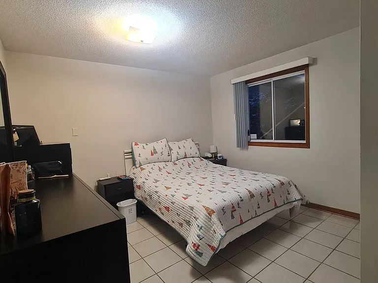 1307 River Rd E #1 — Photo 8