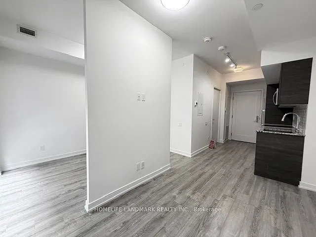28 Wellesley St E #308 — Photo 9