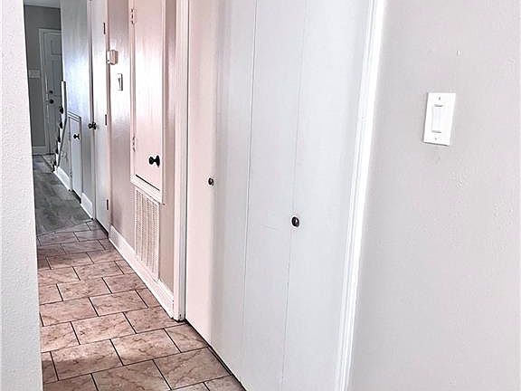5th image of 1128 Saint Maria St