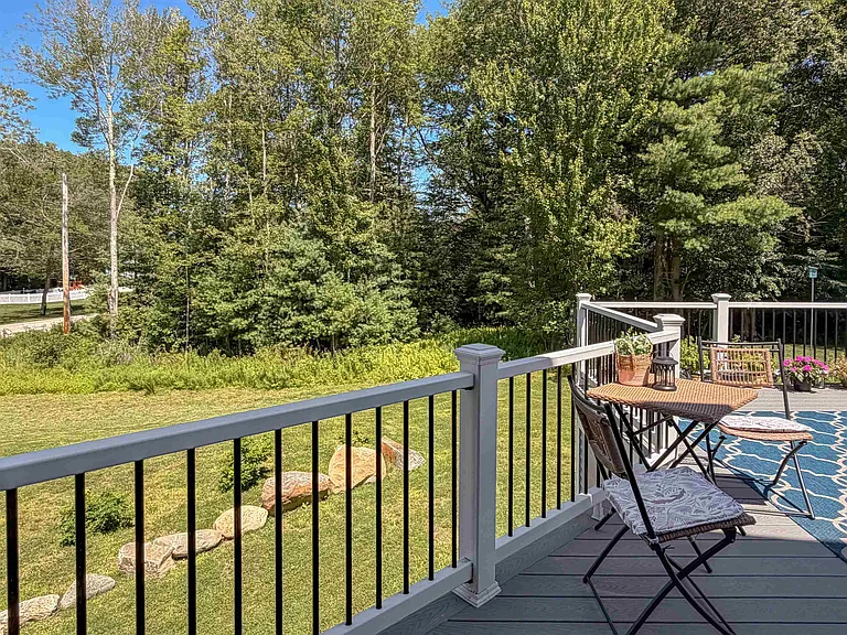 38 Huckleberry Ln — Photo 25