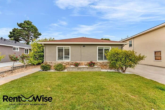 110 Cuesta Dr — Photo 55