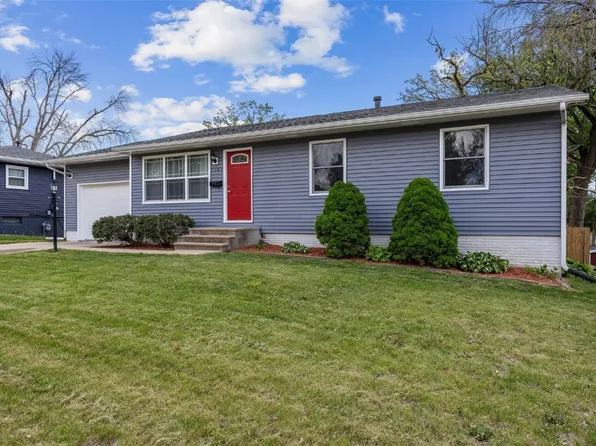 1205 Brockman Ave, Marion, IA 52302