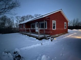 428 McGrath Pond Rd, Belgrade, ME 04917