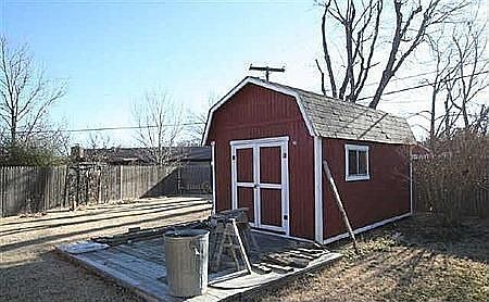 10x18 Shed with electric