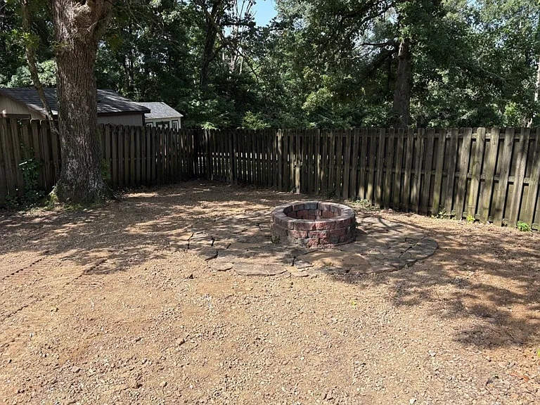 2003 NE Oak Trail Rd — Photo 17