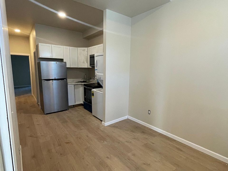 1st image of 2723 N 6th St #1