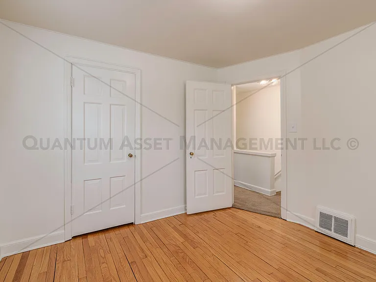 5034 N Bay Ridge Ave — Photo 15