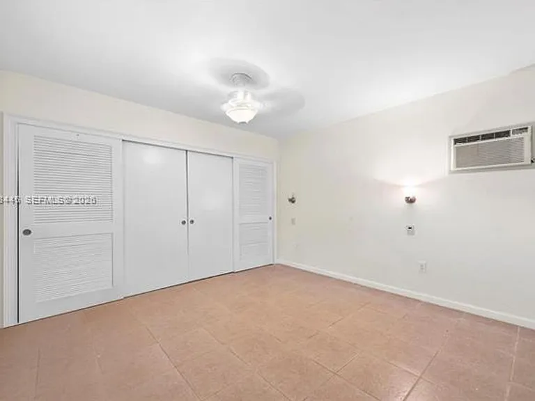 540 S Shore Dr — Photo 40