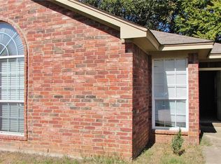 1707 Tina Marie Rd, Arlington, TX 76012