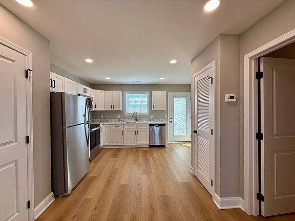 4th image of 127 Adams And Corby Rd #36