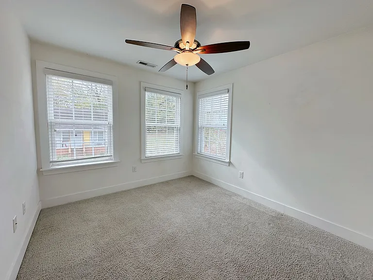 309 Lyric St — Photo 22